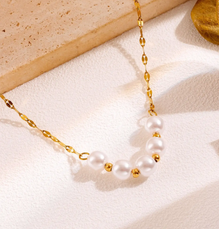 18K Gold Plated Pearl Pendant Necklace for Women, Titanium Steel Chain, 5 Pearls