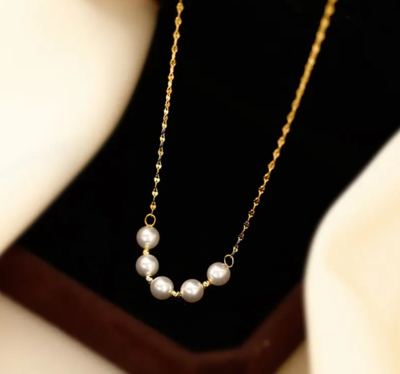 18K Gold Plated Pearl Pendant Necklace for Women, Titanium Steel Chain, 5 Pearls