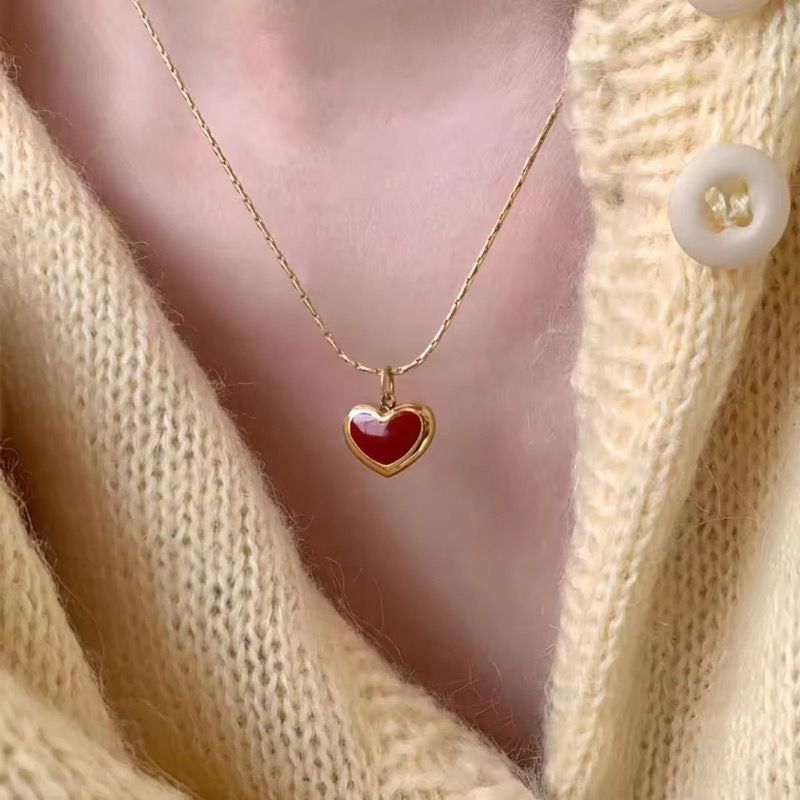 Elegant Heart Pendant Necklace – Waterproof, Durable & Perfect for Gifting