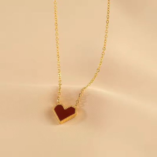 Elegant 18K Gold-Plated Heart Pendant Necklace – Waterproof, Durable & Perfect for Gifting